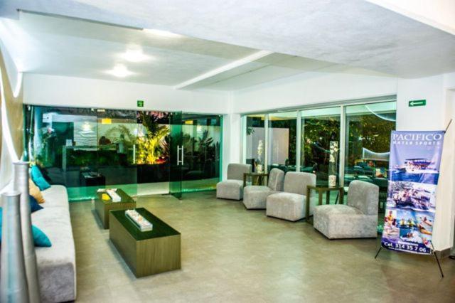 Hm Hotel Manzanillo Eksteriør bilde